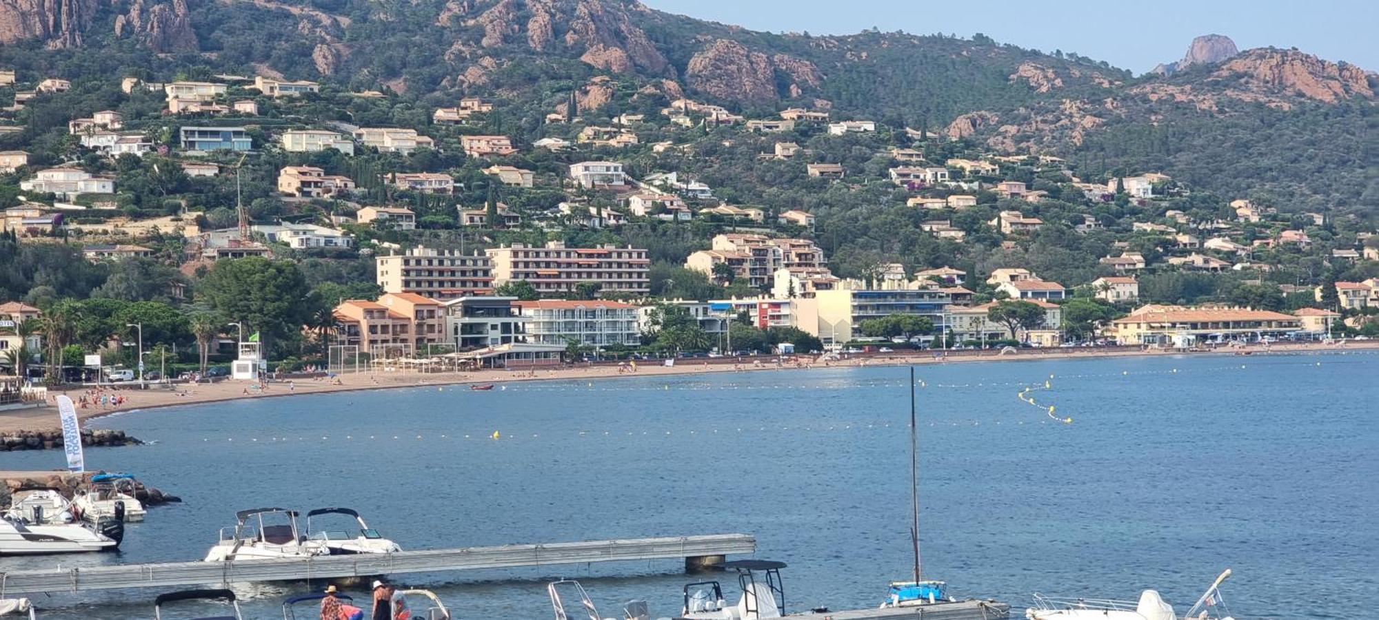 Agay Cap Esterel Village Allee Fleurs - F2 Clim Vue Golf Et Mer - Grande Terrasse Plein Sud Сен-Рафаель Екстер'єр фото