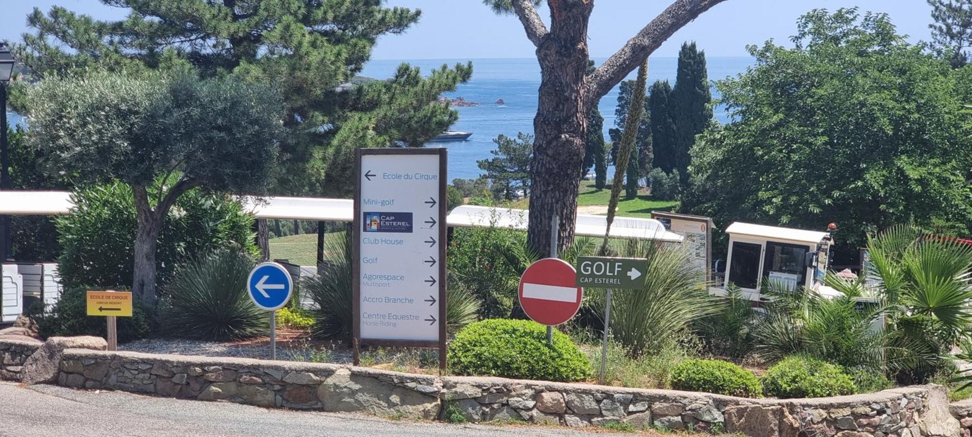 Agay Cap Esterel Village Allee Fleurs - F2 Clim Vue Golf Et Mer - Grande Terrasse Plein Sud Сен-Рафаель Екстер'єр фото