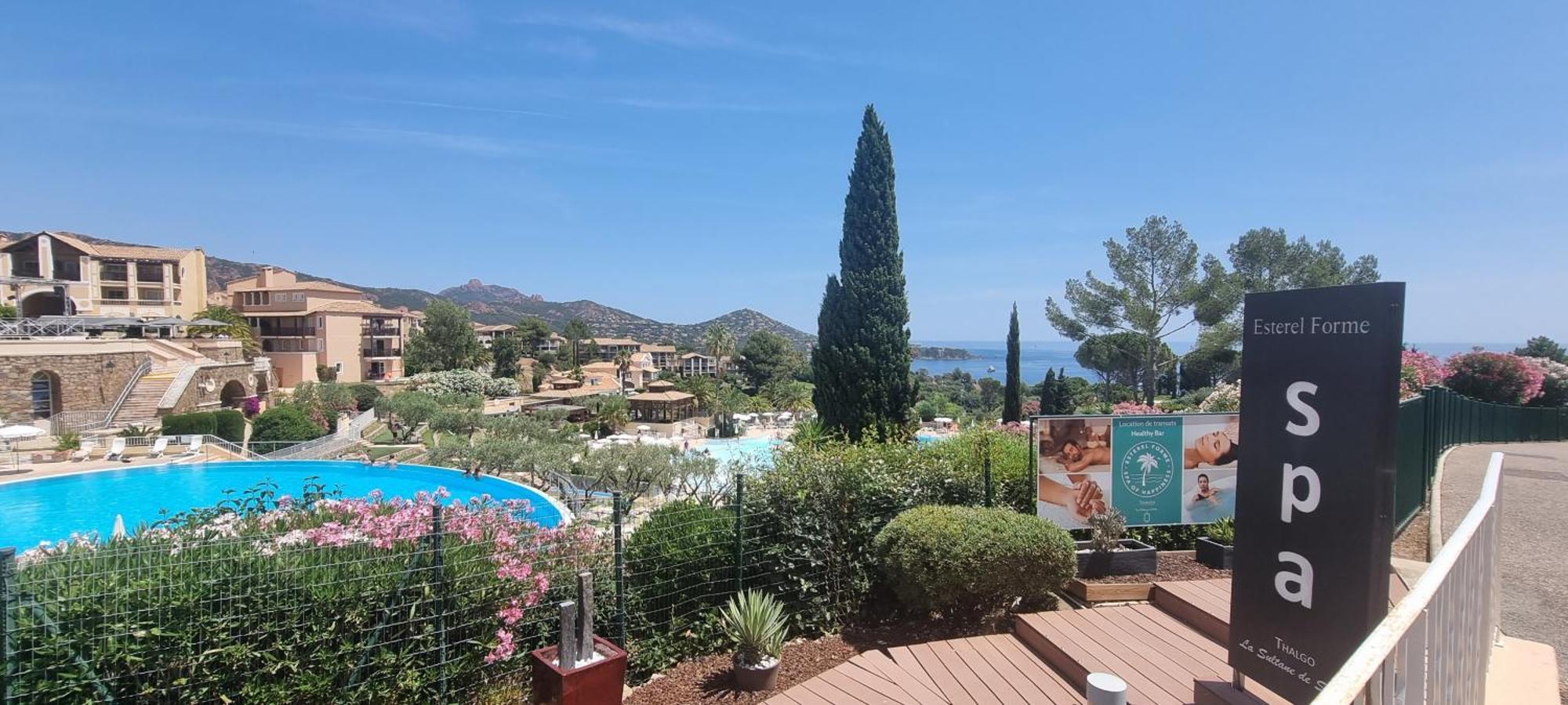 Agay Cap Esterel Village Allee Fleurs - F2 Clim Vue Golf Et Mer - Grande Terrasse Plein Sud Сен-Рафаель Екстер'єр фото