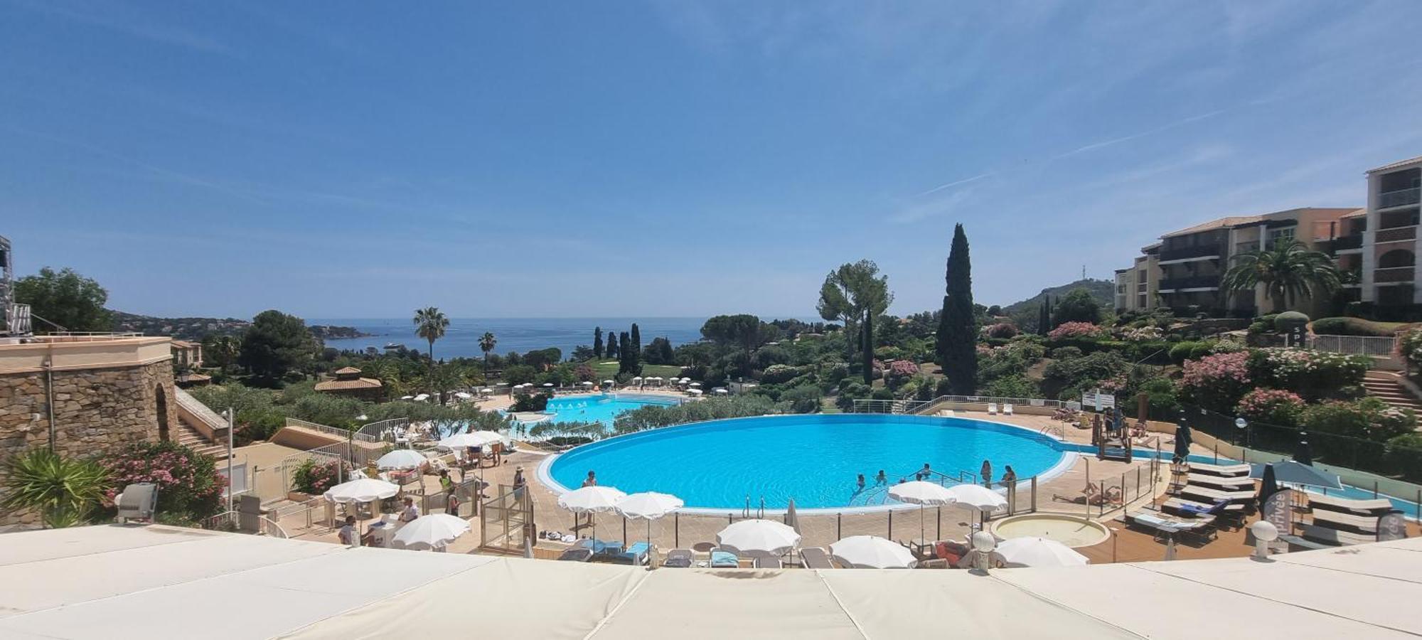 Agay Cap Esterel Village Allee Fleurs - F2 Clim Vue Golf Et Mer - Grande Terrasse Plein Sud Сен-Рафаель Екстер'єр фото