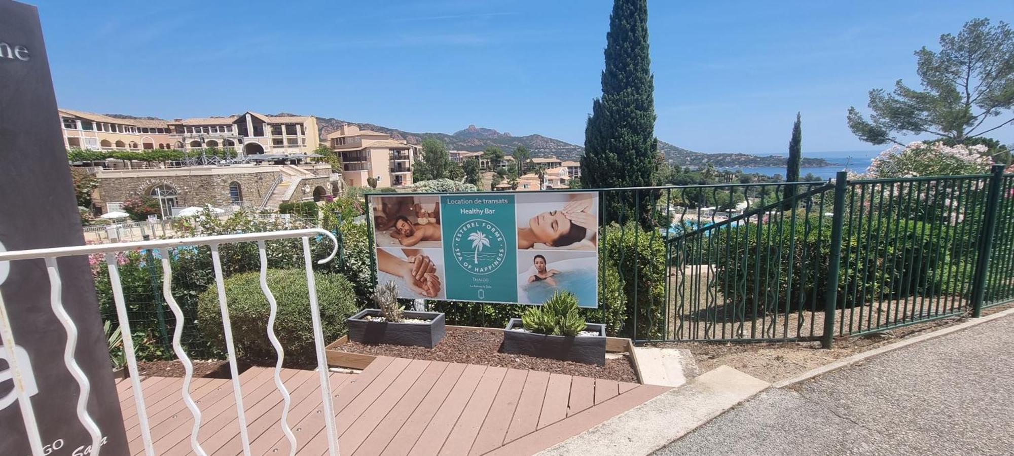 Agay Cap Esterel Village Allee Fleurs - F2 Clim Vue Golf Et Mer - Grande Terrasse Plein Sud Сен-Рафаель Екстер'єр фото