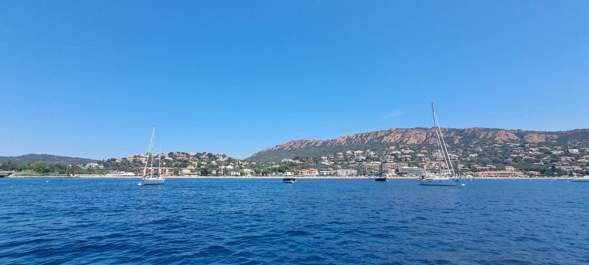 Agay Cap Esterel Village Allee Fleurs - F2 Clim Vue Golf Et Mer - Grande Terrasse Plein Sud Сен-Рафаель Екстер'єр фото