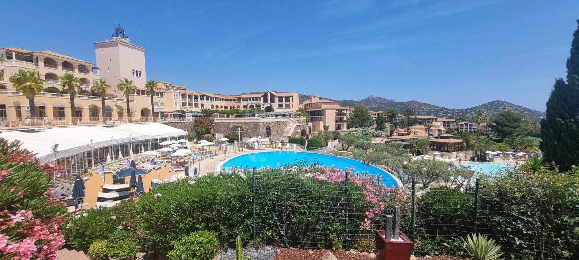 Agay Cap Esterel Village Allee Fleurs - F2 Clim Vue Golf Et Mer - Grande Terrasse Plein Sud Сен-Рафаель Екстер'єр фото